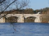 [Cliquez pour agrandir : 131 Kio] Tours - La Loire.