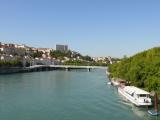 [Cliquez pour agrandir : 71 Kio] Lyon - Les rives du Rhône.