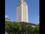 [Cliquez pour agrandir : 95 Kio] Austin - The UT tower.