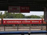[Cliquez pour agrandir : 130 Kio] Jaipur - La gare : train de secours.