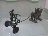 [Cliquez pour agrandir : 59 Kio] Delhi - Le musée national : sculpture de la civilisation harappéenne.