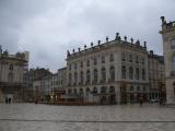 [Cliquez pour agrandir : 76 Kio] Nancy - La place Stanislas.