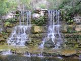 [Cliquez pour agrandir : 166 Kio] Austin - Zilker Botanical Garden: waterfall.