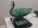 [Cliquez pour agrandir : 53 Kio] Xi'an - Le mausolée de l'empereur Qin Shihuang : le musée : cygne en bronze.