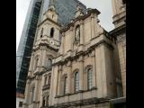[Cliquez pour agrandir : 105 Kio] Rio de Janeiro - L'ancienne cathédrale Notre-Dame-du-Mont-Carmel : la façade.