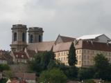 [Cliquez pour agrandir : 73 Kio] Langres - La cathédrale Saint-Mammès : vue générale.