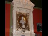 [Cliquez pour agrandir : 73 Kio] Lyon - Le musée Lumière : la villa Lumière : buste de Joséphine Costille, épouse d'Antoine Lumière.